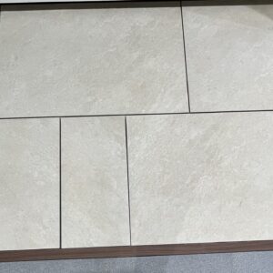 QUARTZ WHITE PORCELAIN